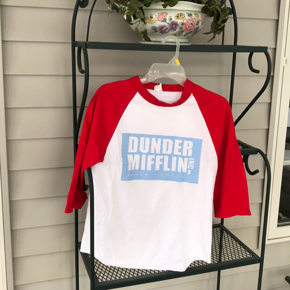 ❤️THE OFFICE SOFTBALL TEAM SHIRT❤️